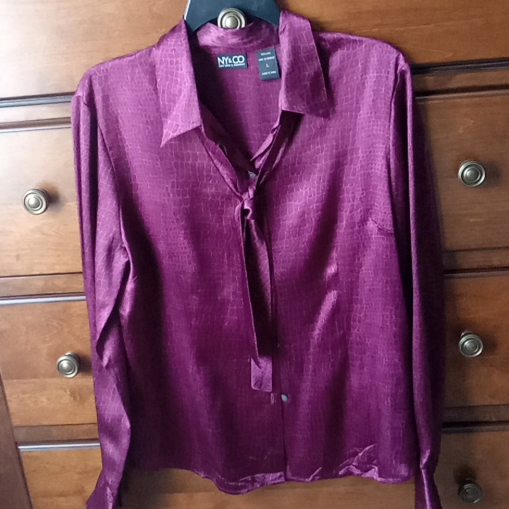 Burgendy Long sleeve blouse